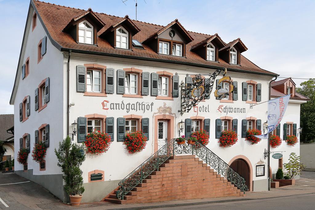 Flair Hotel Schwanen Bad Bellingen Extérieur photo